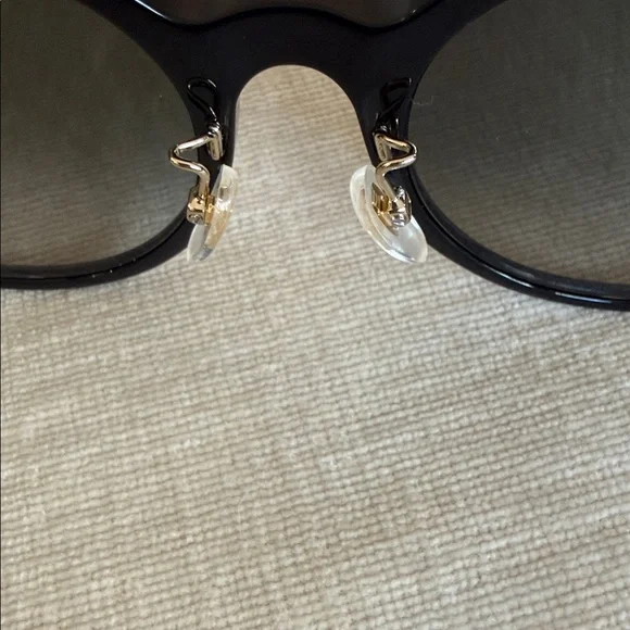Gucci Classic Black Sunglasses